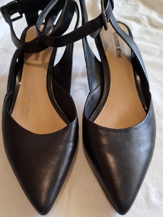 Gianni Bini Shoes - Gianni Bini Black Pointed Ankle Strap Flats